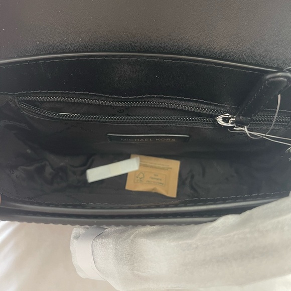 Authentic Michael Kors Carmen Medium Crocodile Embossed Convertible Bag - NEW - Picture 7 of 9